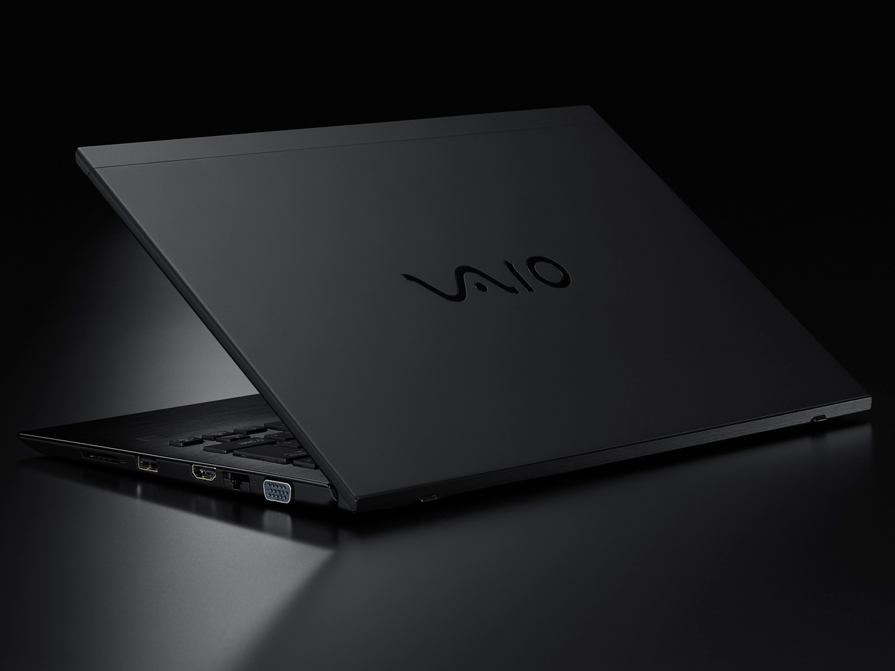 VAIO S13 VJS1321/Core i7-8550U/メモリー8GB/SSD 256 GB/Windows 10 Homeモデル